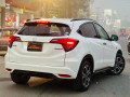 honda-vezel-2015-small-3