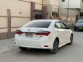 toyota-corolla-altis-x-cvt-i-18-small-3