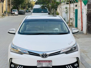 toyota-corolla-altis-x-cvt-i-18