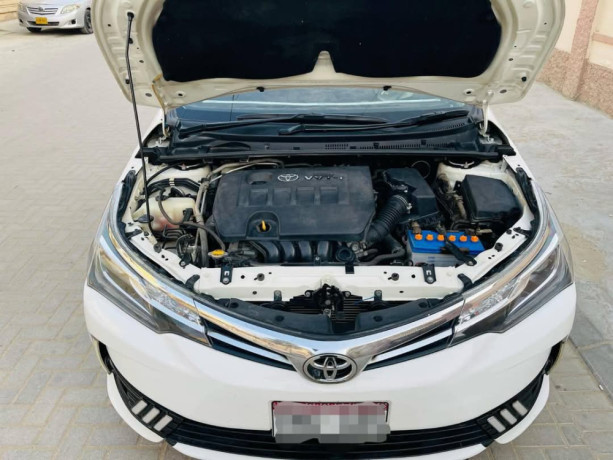 toyota-corolla-altis-x-cvt-i-18-big-6