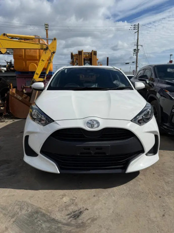 toyota-yaris-20212025-big-0