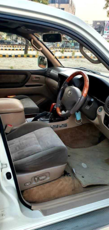 toyota-land-cruiser-zx-gasoline-35l-big-4