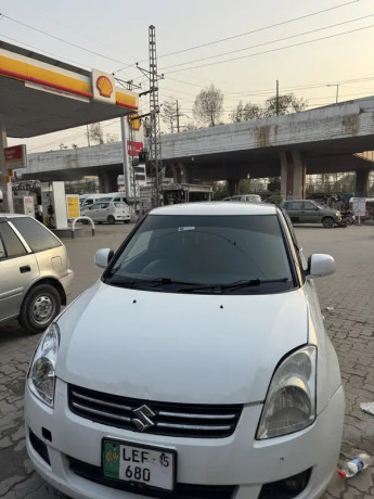 suzuki-swift-glx-cvt-big-0