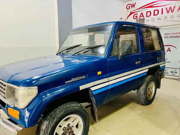 toyota-land-cruiser-zx-gasoline-35l-big-2