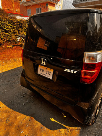 honda-zest-dynamic-big-5