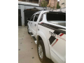 toyota-hilux-e-small-1