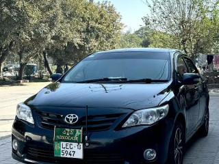 toyota-corolla-gli-2013