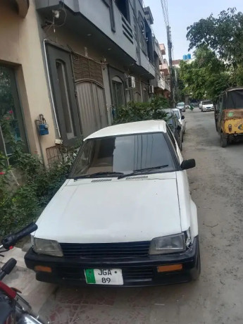daihatsu-charade-1984-big-1