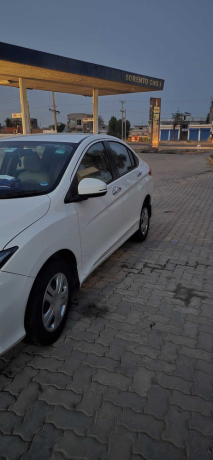 honda-city-12l-cvt-big-3