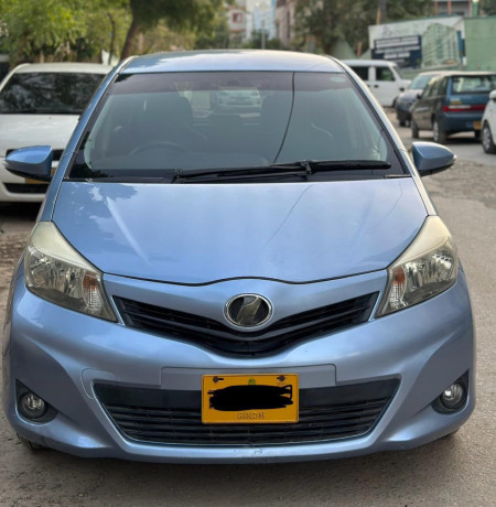 toyita-vitz-big-5