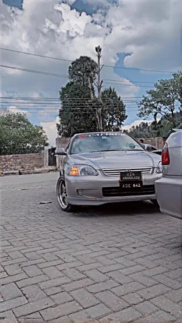honda-civic-oriel-big-0