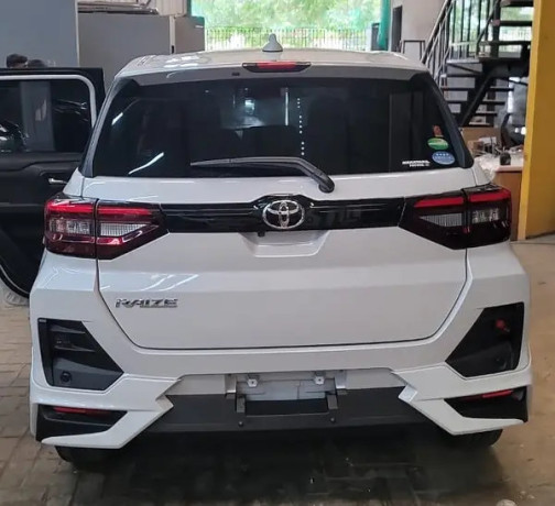 toyota-raize-2019-big-1