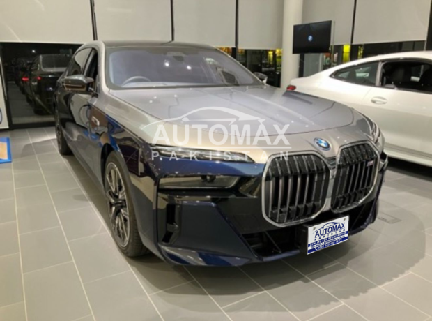 bmw-i7-m70-pro-2025-big-1