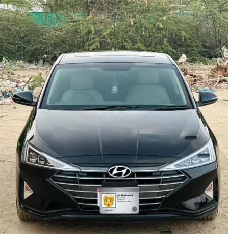 hyundai-elantra-gls-20-big-0