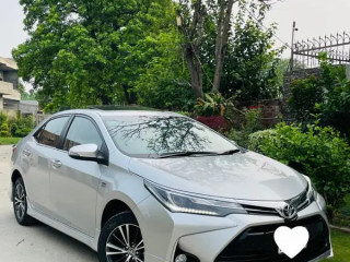 toyota-corolla-altis-16-x-cvt-i-special-edition