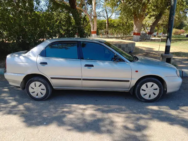 suzuki-baleno-2003-manual-excellent-condition-big-3