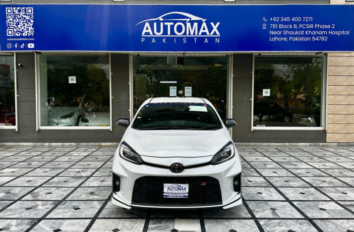 toyota-aqua-gr-sports-package-2023-big-0