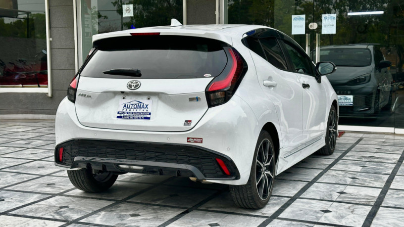 toyota-aqua-gr-sports-package-2023-big-5