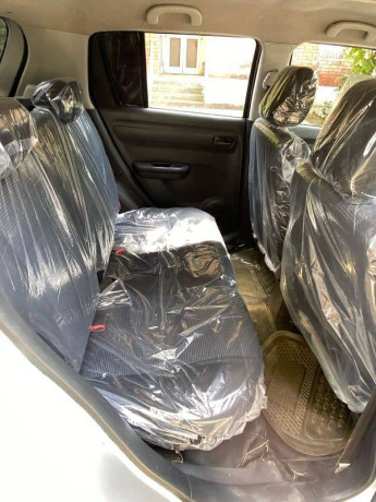 suzuki-swift-glx-cvt-big-10