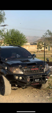 toyota-hilux-e-big-3