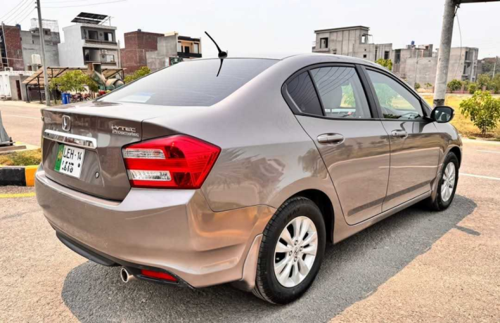 honda-city-12l-mt-big-1