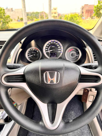 honda-city-12l-mt-big-6