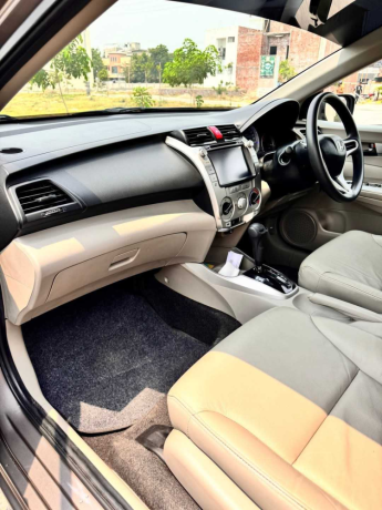 honda-city-12l-mt-big-5