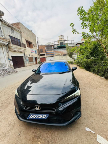 honda-civic-oriel-big-0