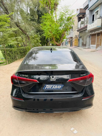 honda-civic-oriel-big-7