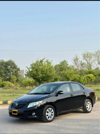 toyota-corolla-altis-x-cvt-i-18-big-3