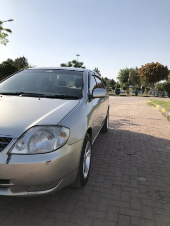 toyota-corolla-axio-g-big-5