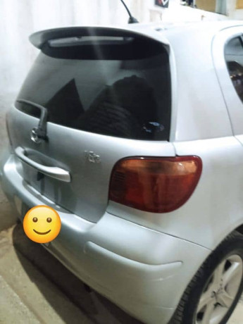 toyota-vitz-f-10-big-7