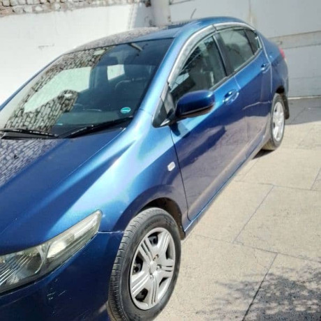 honda-city-12l-mt-big-2