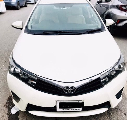 toyota-corolla-altis-x-manual-16-big-0