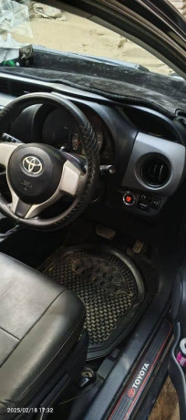 toyota-vitz-f-safety-edition-iii-big-7