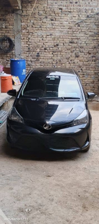 toyota-vitz-f-safety-edition-iii-big-0