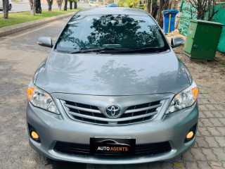 toyota-corolla-altis-x-manual-16