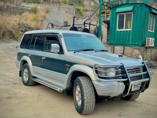 toyota-prado-vx-28l-d