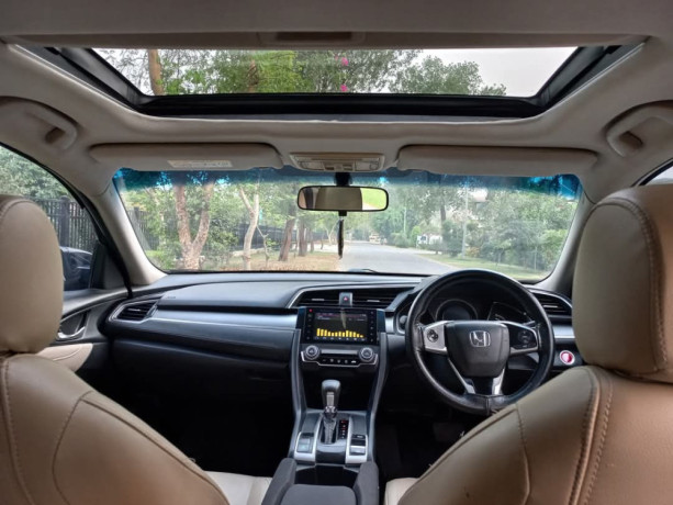honda-civic-oriel-big-8