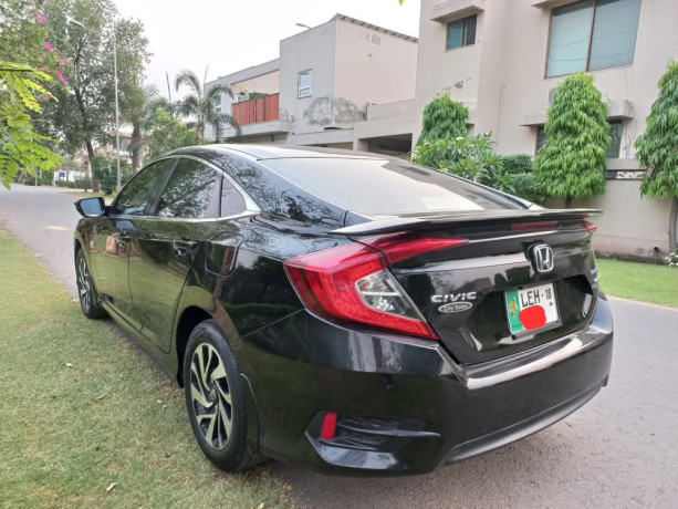 honda-civic-oriel-big-4