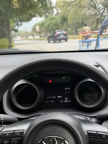 toyotayarisx-2021-model-2024-import-big-0
