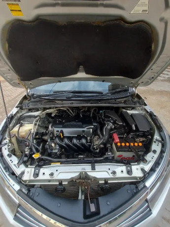 toyota-corolla-gli-2016-big-7