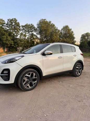 kia-sportage-fwd-big-5