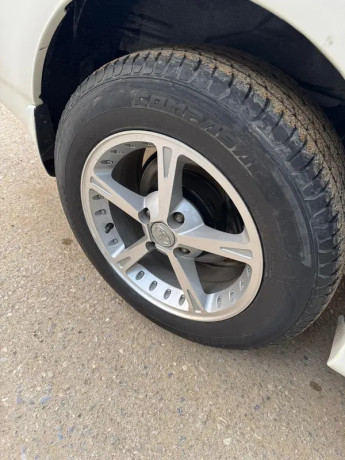 toyota-corolla-se-saloon-16-automatic-2004-big-13