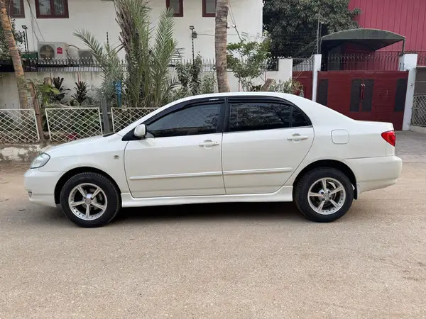 toyota-corolla-se-saloon-16-automatic-2004-big-14