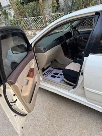 toyota-corolla-se-saloon-16-automatic-2004-big-9