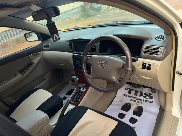 toyota-corolla-se-saloon-16-automatic-2004-big-6