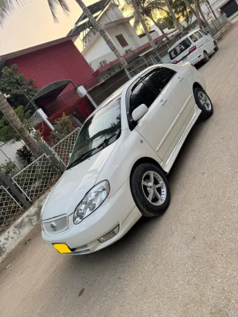 toyota-corolla-se-saloon-16-automatic-2004-big-2
