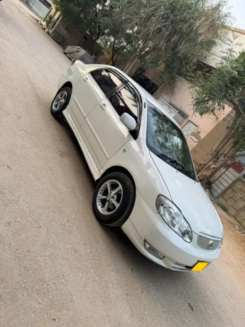 toyota-corolla-se-saloon-16-automatic-2004-big-4