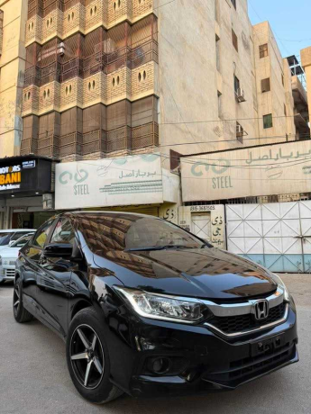 honda-city-12l-cvt-big-0